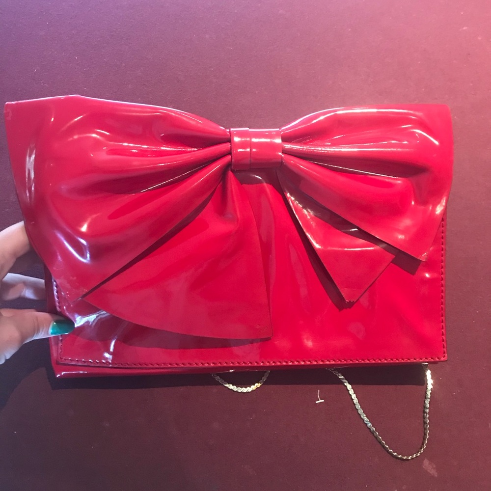 Gorgeous Valentino Patent Bow Bag